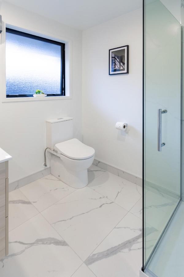 1 Bedroom 1 Bath, Executive Escape, Northlands Mall Christchurch Esterno foto